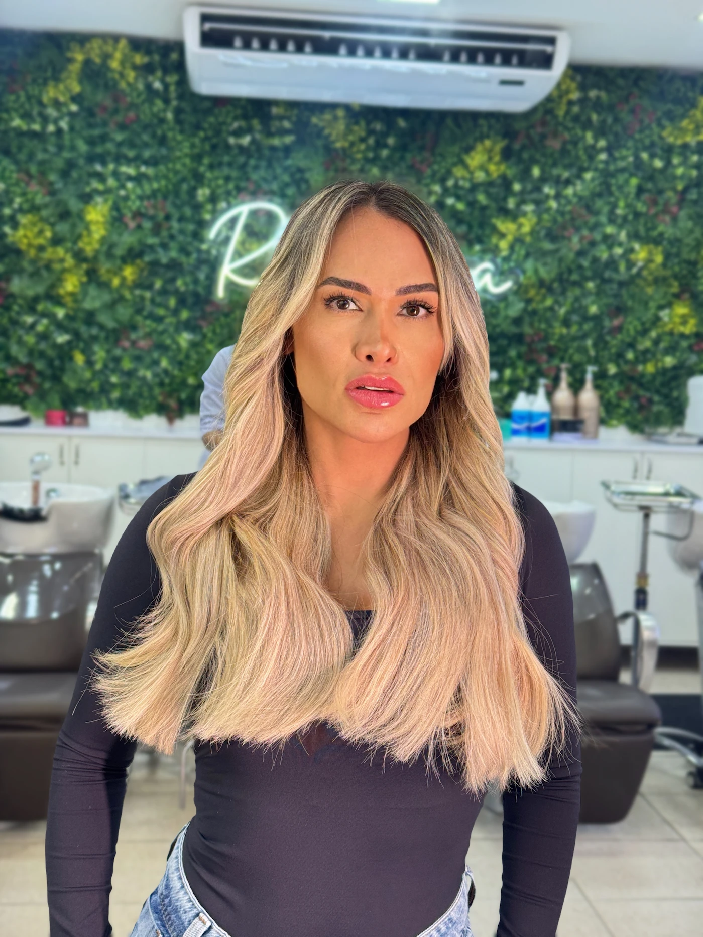 Depois - Mega Hair Loiro Iluminado
